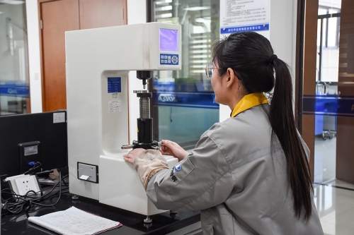 數(shù)顯表面洛氏硬度計